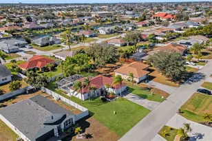 152 SE 19th Ln, Cape Coral, FL 33990 - Photo 34