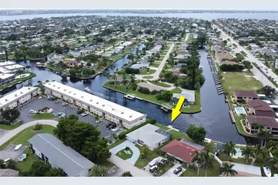 814 Victoria Dr, Cape Coral, FL 33904 - Photo 22
