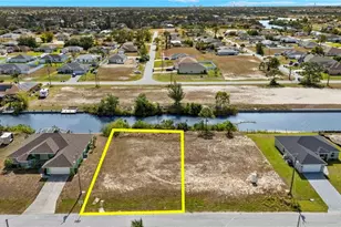 1031 NW 23rd Ave, Cape Coral, FL 33993 - Photo 2