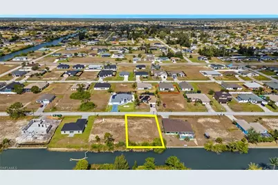 1031 NW 23rd Ave, Cape Coral, FL 33993 - Photo 12