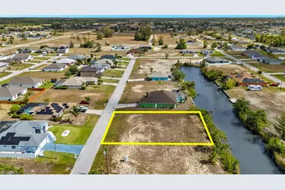 1031 NW 23rd Ave, Cape Coral, FL 33993 - Photo 8