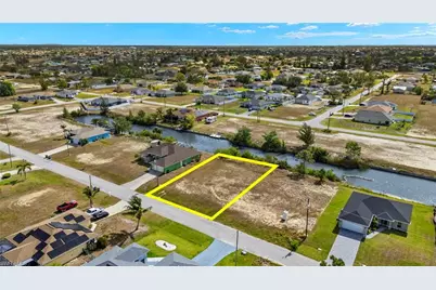 1031 NW 23rd Ave, Cape Coral, FL 33993 - Photo 4
