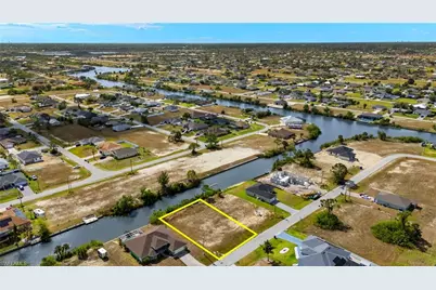 1031 NW 23rd Ave, Cape Coral, FL 33993 - Photo 18