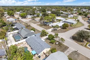 1371 Torreya Cir, North Fort Myers, FL 33917 - Photo 38