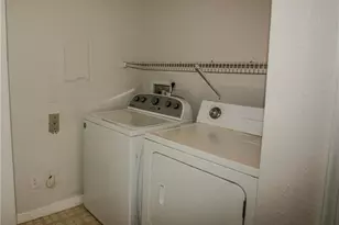 732 Woodshire Ln, Naples, FL 34105 - Photo 24