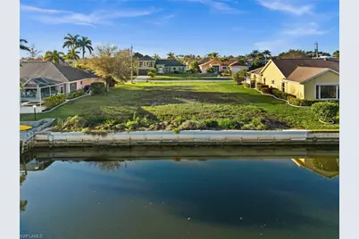 2623 SW 35th Ln, Cape Coral, FL 33914 - Photo 6