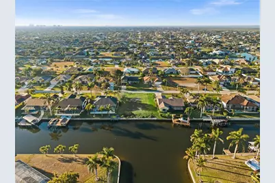 2623 SW 35th Ln, Cape Coral, FL 33914 - Photo 12