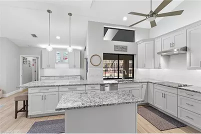 6651 Willow Lake Cir, Fort Myers, FL 33966 - Photo 6