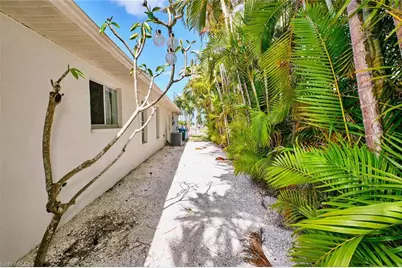 2201 SE 5th Ave, Cape Coral, FL 33990 - Photo 50