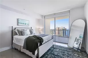 3000 Oasis Grand Blvd, Fort Myers, FL 33916 - Photo 4