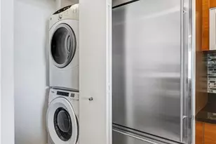 3000 Oasis Grand Blvd, Fort Myers, FL 33916 - Photo 22