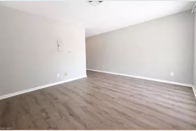 1107 SE 46th Ln #B, Cape Coral, FL 33904 - Photo 4