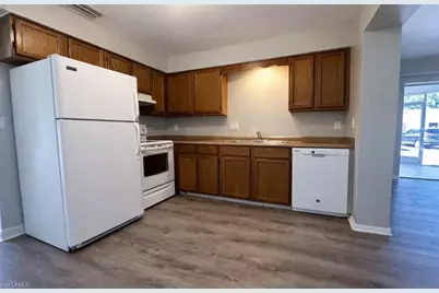 1107 SE 46th Ln #B, Cape Coral, FL 33904 - Photo 6