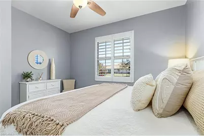 10500 Pistoia Dr, Fort Myers, FL 33913 - Photo 6