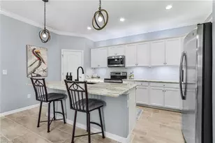 10500 Pistoia Dr, Fort Myers, FL 33913 - Photo 12