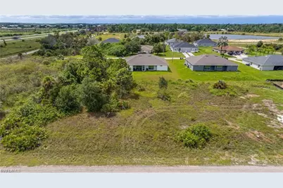 1136 Graystone Ave, Lehigh Acres, FL 33974 - Photo 4