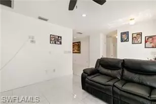 905 SE 27th Terrace, Cape Coral, FL 33904 - Photo 4