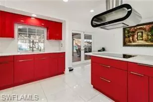 905 SE 27th Terrace, Cape Coral, FL 33904 - Photo 12