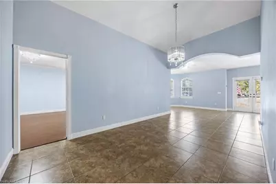 360 18th St NE, Naples, FL 34120 - Photo 8