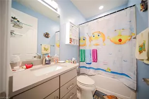 3560 E Hampton Cir, Alva, FL 33920 - Photo 20