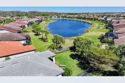 3560 E Hampton Cir, Alva, FL 33920 - Photo 4