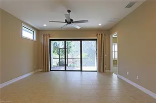 8181 Venetian Pointe Dr, Fort Myers, FL 33908 - Photo 14