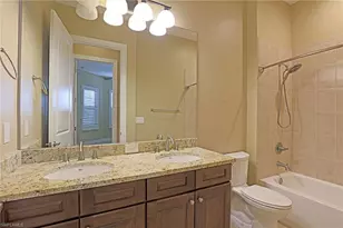 8181 Venetian Pointe Dr, Fort Myers, FL 33908 - Photo 24