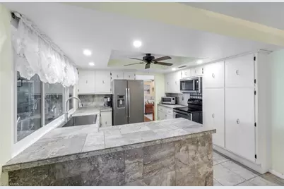 5201 Willow Ct, Cape Coral, FL 33904 - Photo 16