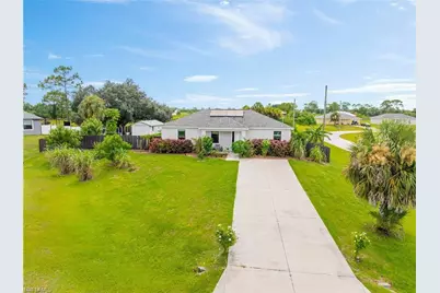 9012 S Indio Ct, Labelle, FL 33935 - Photo 1