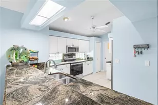 9391 Palm Island Cir, North Fort Myers, FL 33903 - Photo 6