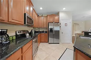 2454 Blackburn Cir, Cape Coral, FL 33991 - Photo 4