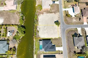 1830 NE 10th Pl, Cape Coral, FL 33909 - Photo 1