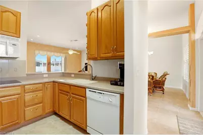 1006 SW 22nd Ter, Cape Coral, FL 33991 - Photo 14