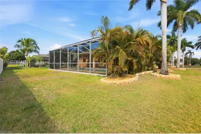 1006 SW 22nd Ter, Cape Coral, FL 33991 - Photo 38