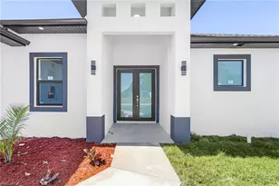 752 Crystal Ave S, Lehigh Acres, FL 33974 - Photo 4