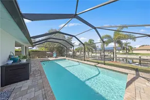 126 SE 15th Pl, Cape Coral, FL 33990 - Photo 38
