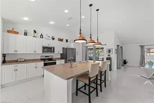 126 SE 15th Pl, Cape Coral, FL 33990 - Photo 28