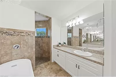 126 SE 15th Pl, Cape Coral, FL 33990 - Photo 20