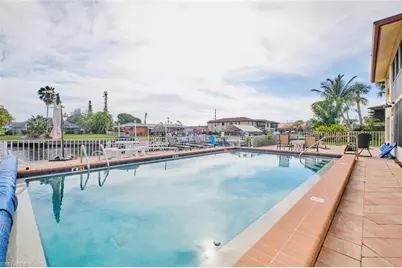 4707 SE 5th Ave #102, Cape Coral, FL 33904 - Photo 4