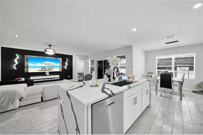 312 NW 17th Pl, Cape Coral, FL 33993 - Photo 18