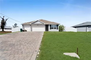 312 NW 17th Pl, Cape Coral, FL 33993 - Photo 2
