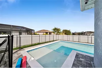 312 NW 17th Pl, Cape Coral, FL 33993 - Photo 1