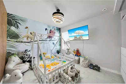 312 NW 17th Pl, Cape Coral, FL 33993 - Photo 8