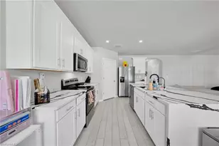 312 NW 17th Pl, Cape Coral, FL 33993 - Photo 20