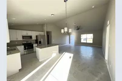 4334 SW 9th Pl, Cape Coral, FL 33914 - Photo 6