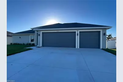 4334 SW 9th Pl, Cape Coral, FL 33914 - Photo 2