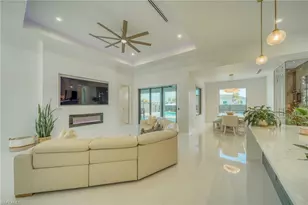 537 NW 18th Pl, Cape Coral, FL 33993 - Photo 8