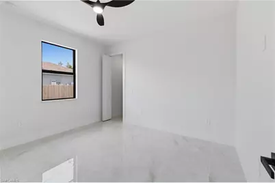 921 NE 15th St, Cape Coral, FL 33909 - Photo 30