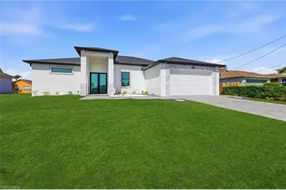 921 NE 15th St, Cape Coral, FL 33909 - Photo 2