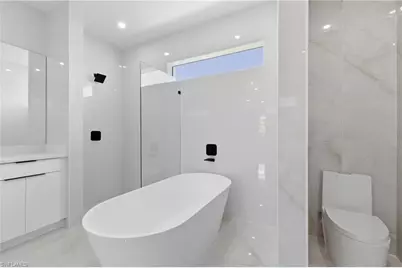 921 NE 15th St, Cape Coral, FL 33909 - Photo 28